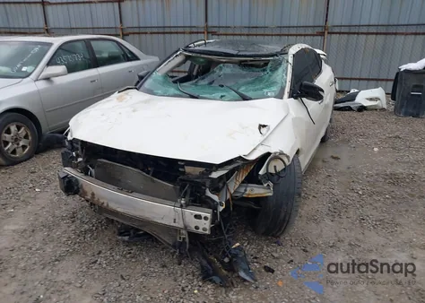 2016 Nissan Maxima 3.5 Platinum z USA, uszkodzony, nr VIN 1N4AA6AP9GC404915